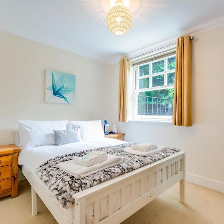 Pass The Keys Quiet 2-Bed Apartment On The Ground Floor Canterbury Eksteriør bilde