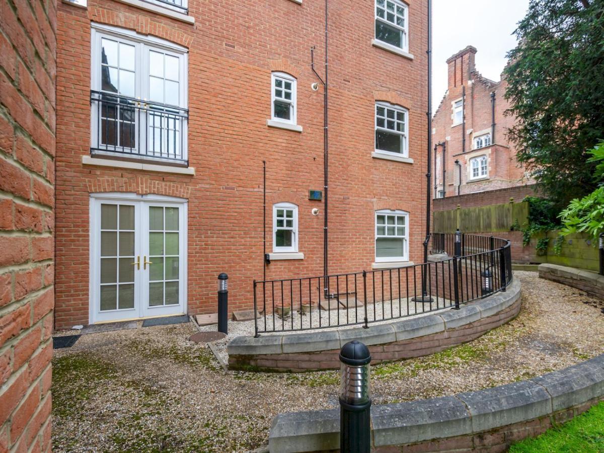 Pass The Keys Quiet 2-Bed Apartment On The Ground Floor Canterbury Eksteriør bilde