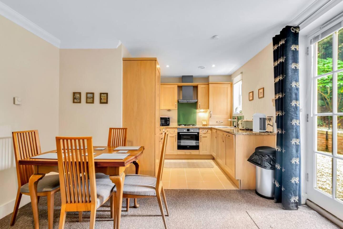 Pass The Keys Quiet 2-Bed Apartment On The Ground Floor Canterbury Eksteriør bilde